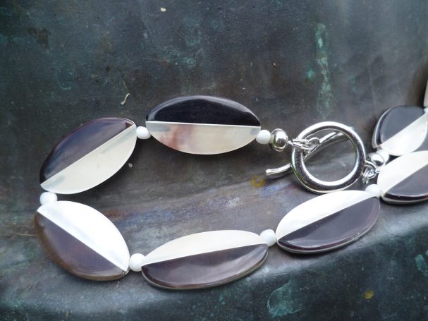 bengoArt Naturschmuck Ketten mit Muscheln und Schnecken maritim