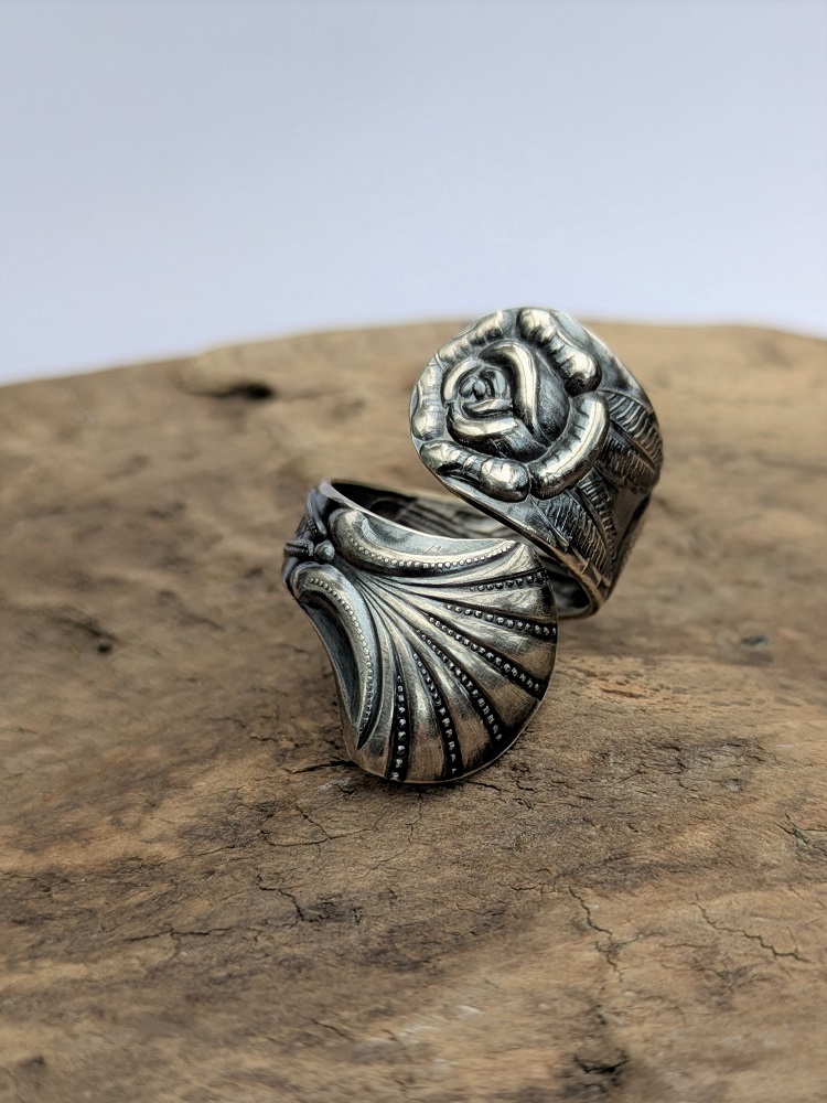 Ring versilbert Hildesheimer Rose